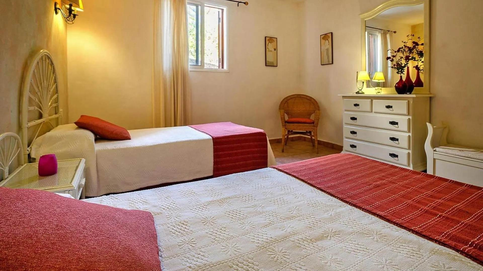 Holiday Home In Malpais De Candelaria With Swimming Pool