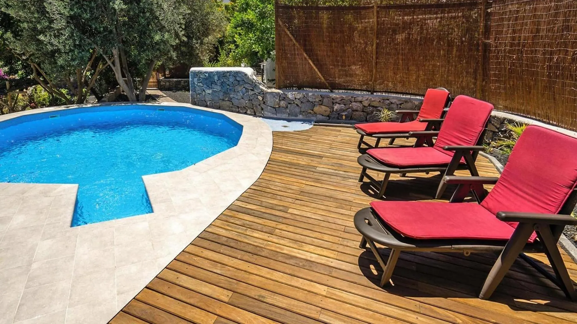 Holiday Home In Malpais De Candelaria With Swimming Pool